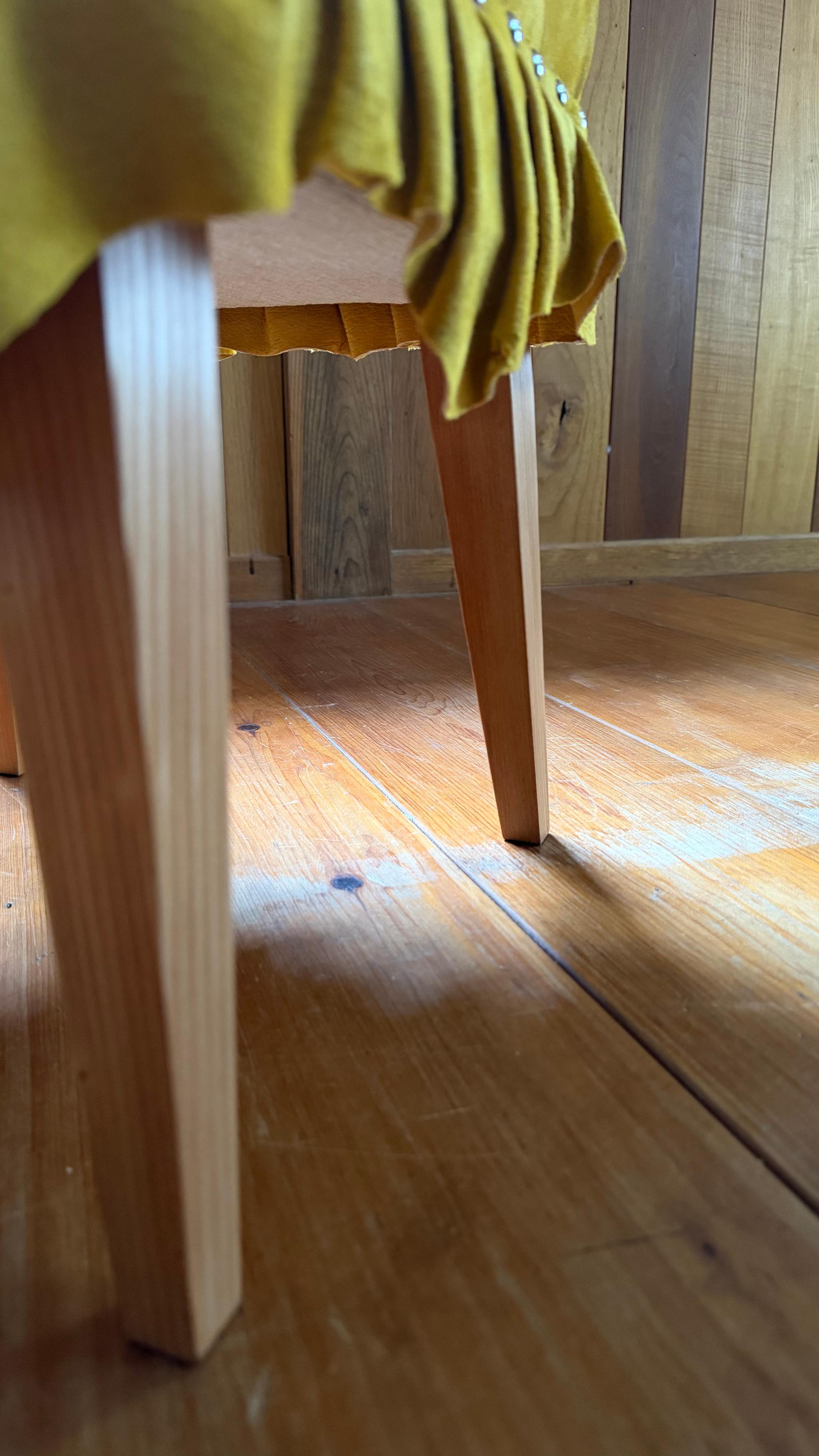 Swell Stool ~ｽｳｪﾙ･ｽﾂｰﾙ~ （豚革/マリーゴールド） | 8枚目