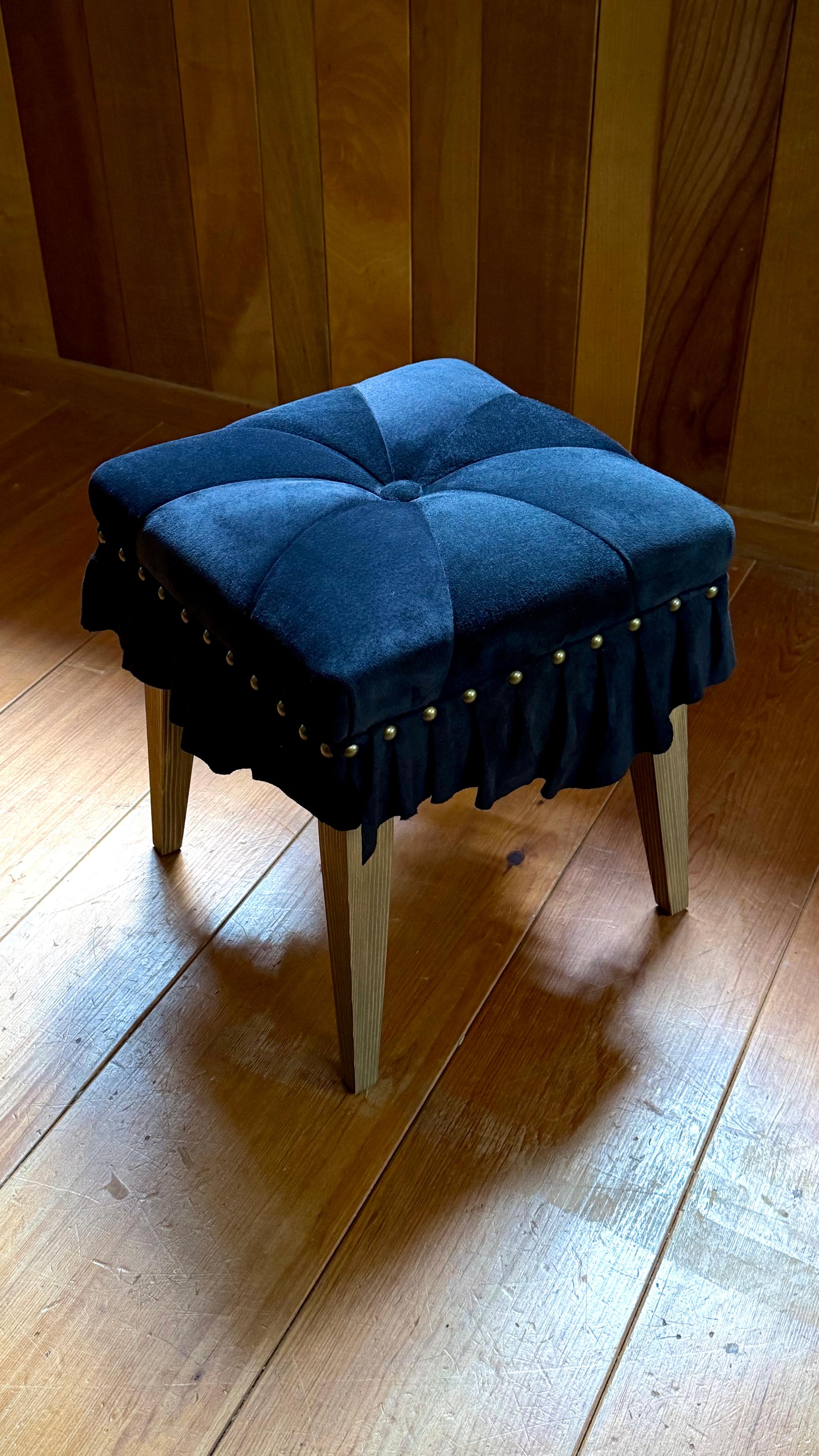 Swell Stool ~ｽｳｪﾙ･ｽﾂｰﾙ~ （豚革/漆黒） | 8枚目