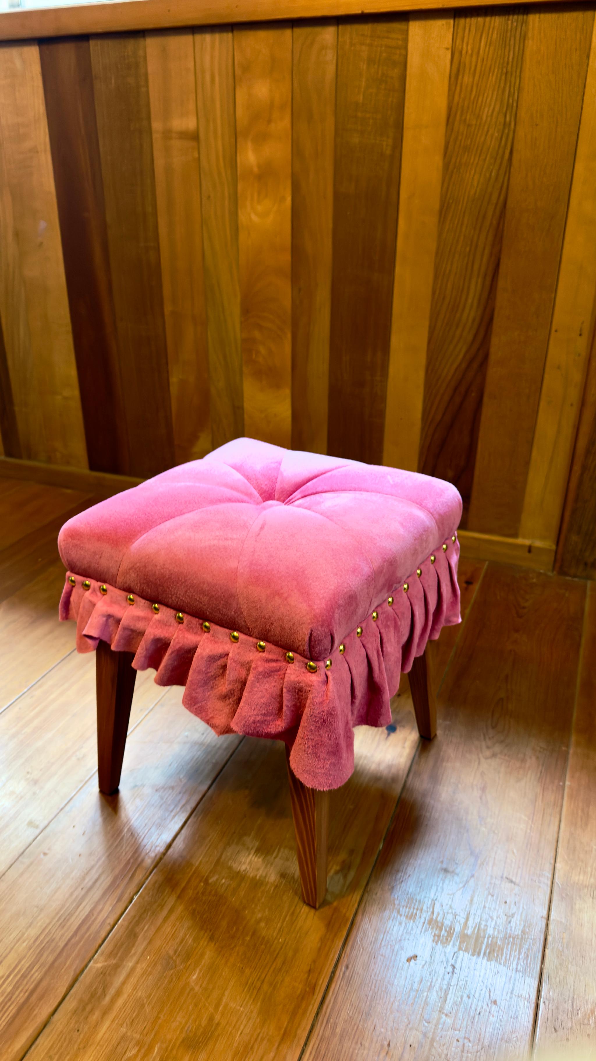 Swell Stool ~スウェル・スツール~ (豚革/チェリーピンク)1枚目の画像